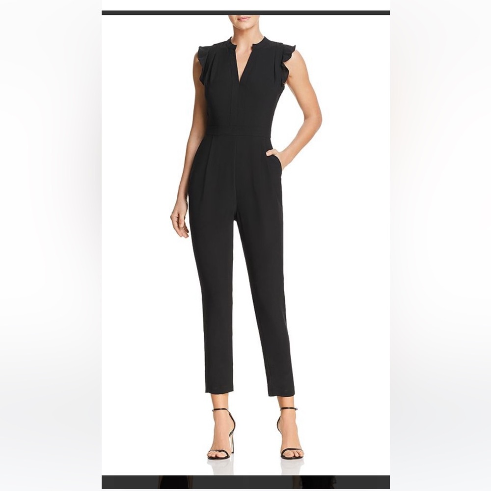 Adelyn Rae
Sadie Cropped Jumpsuit size M